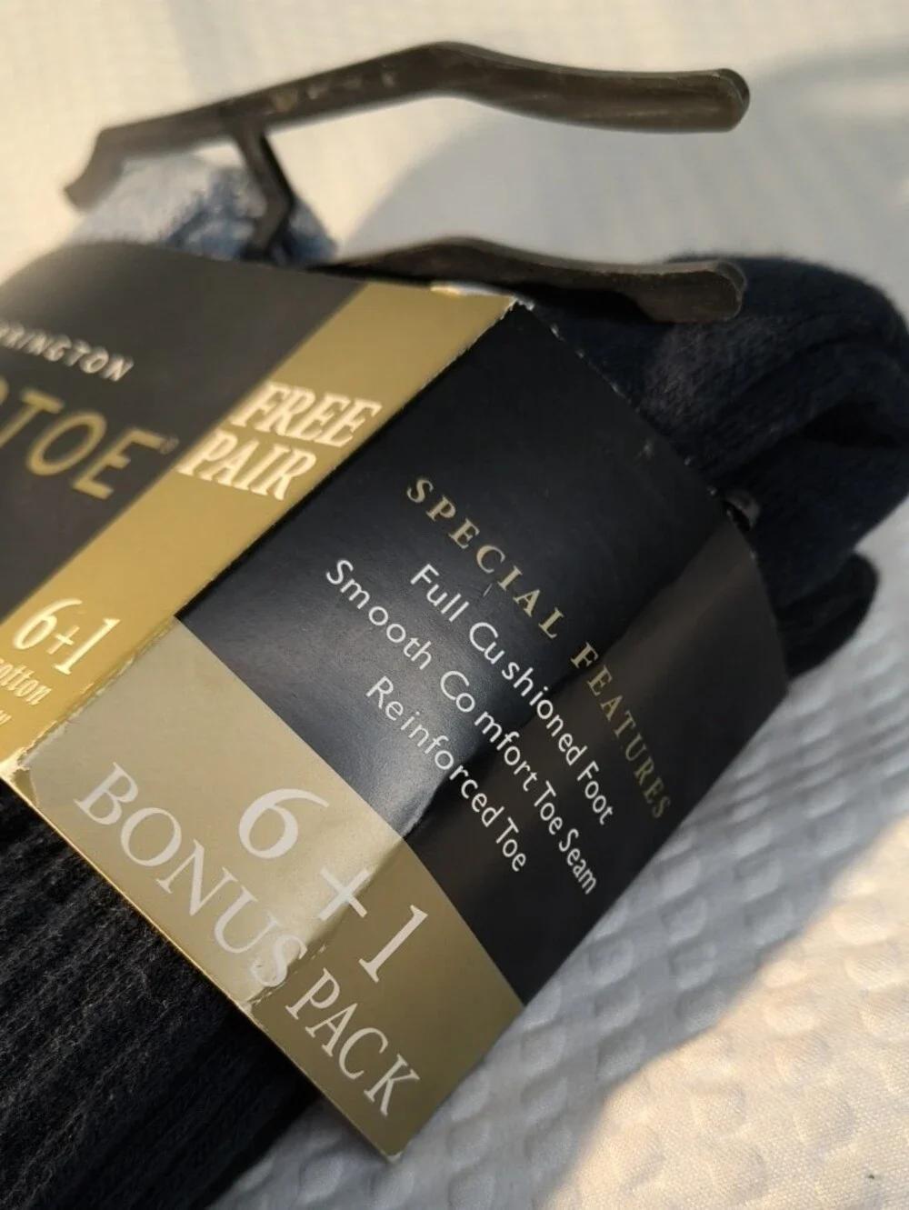 Gold Toe Crew Socks in Light Gray and Navy Blue –5 Pairs